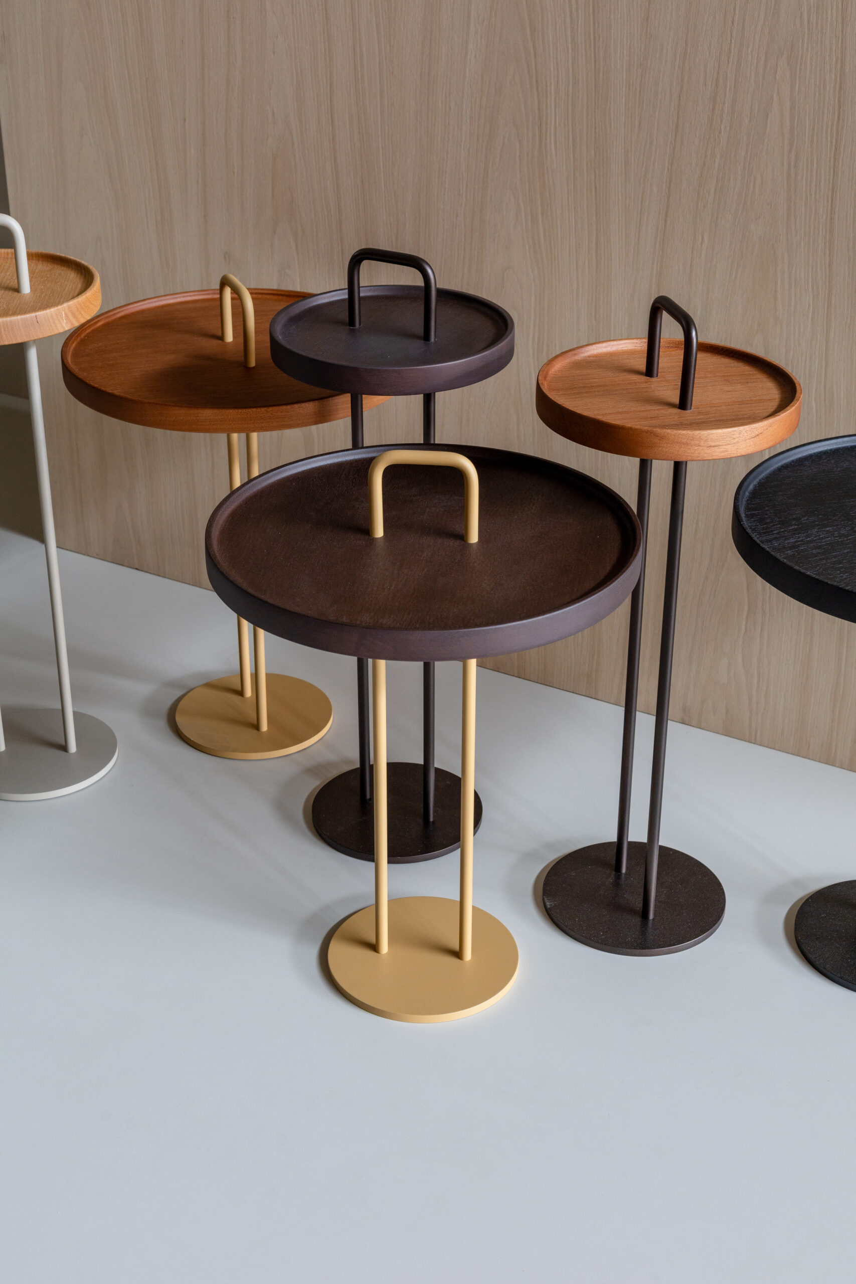 mesa-lateal-botao-dopo-studio-gabrielle-ranucci-4